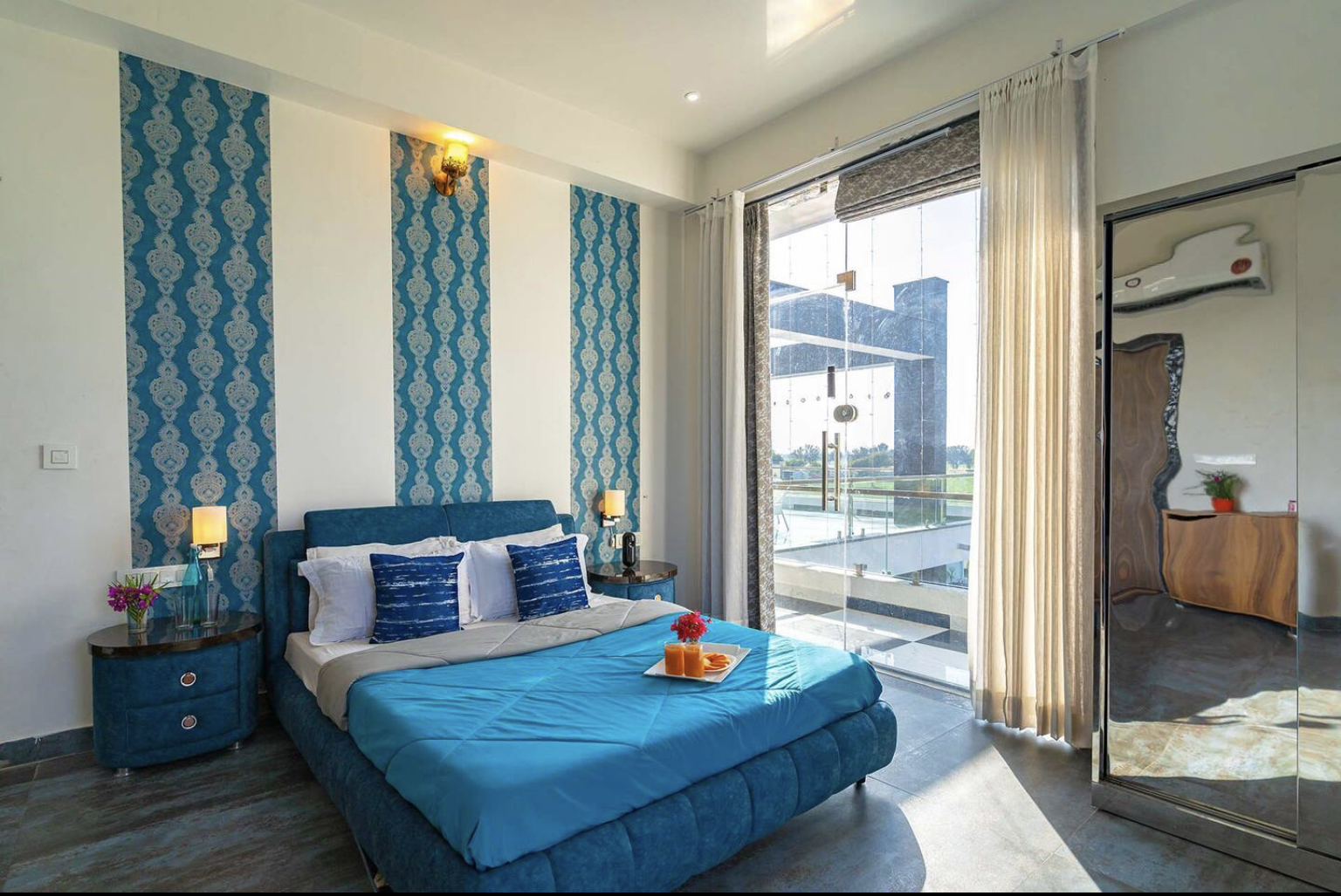 Embrace Tranquility and Luxury at IRIS HEAVEN'Z, Jaipur: Your Idyllic Getaway